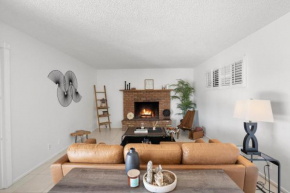 Desert Tempe Ranch Home Minutes From ASU w Pool